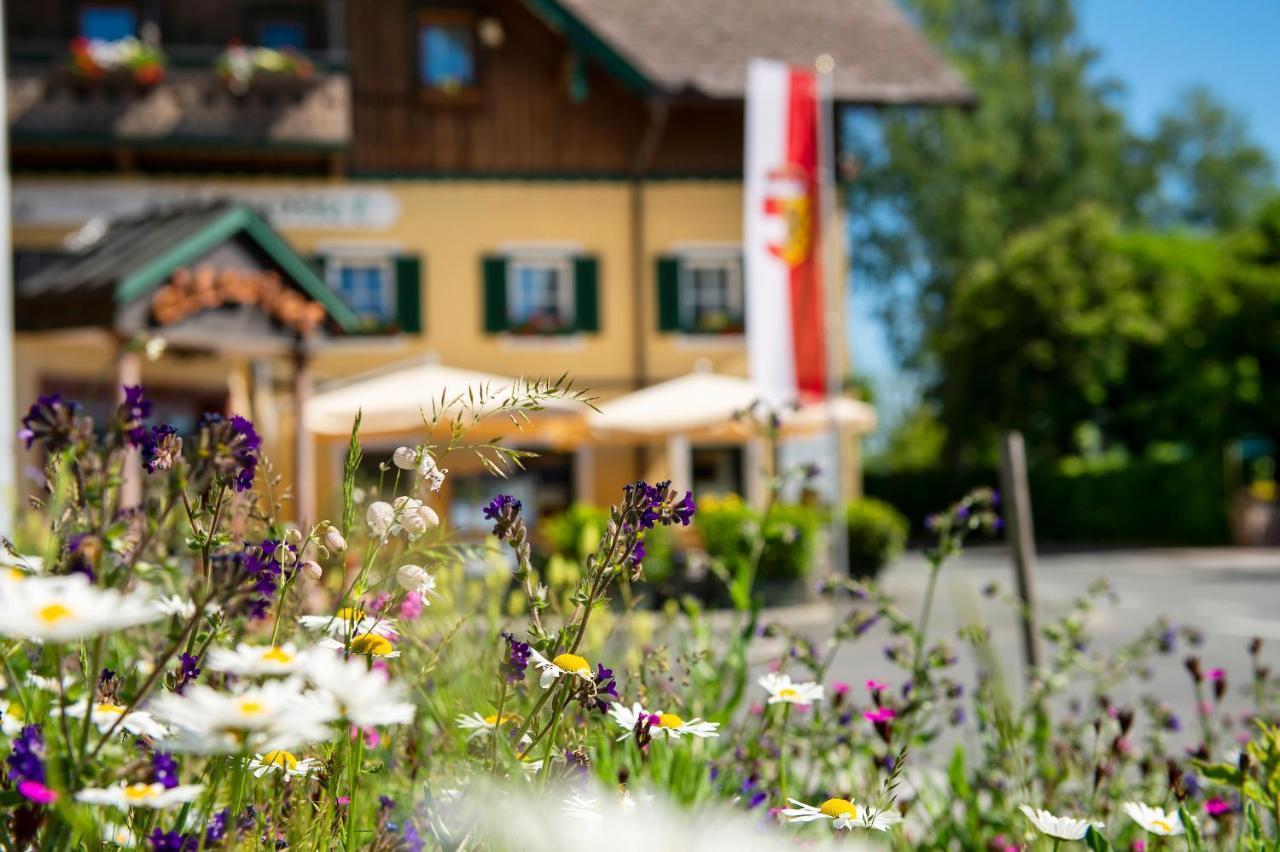 Hotel Landgasthof Altwirt Seeham Exterior photo